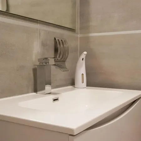 Διαμέρισμα Baja Moderno Trilocale Vicino Al Mare Μπιμπιόνε